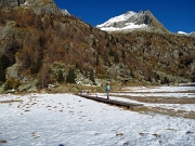 03 si attraversano delle passerelle